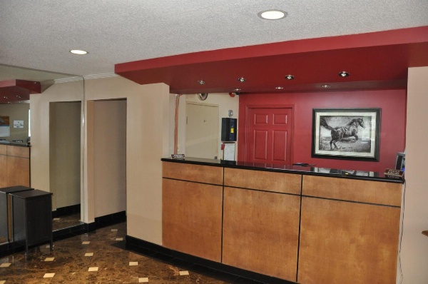 Heritage Inn image 3