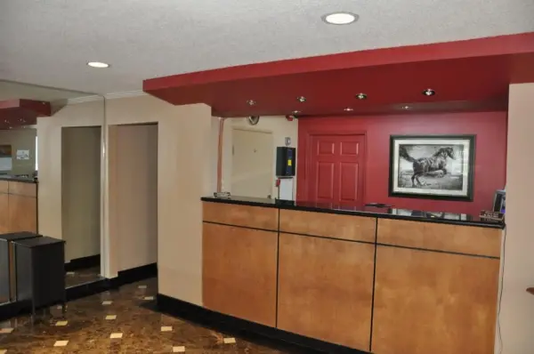 Heritage Inn Main image